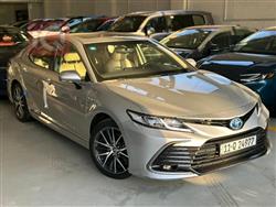 تۆیۆتا کامری